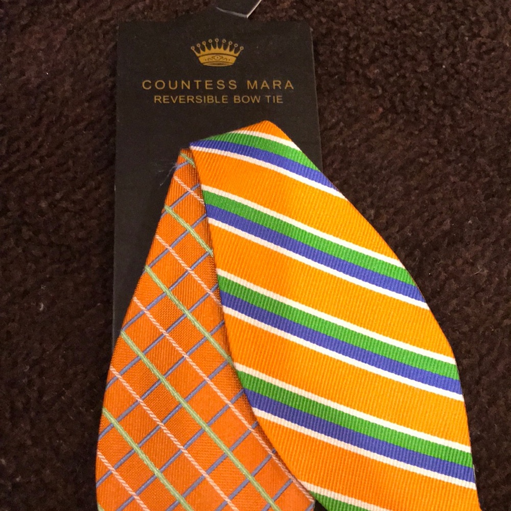 Countess Mara NWOT reversible bow tie
